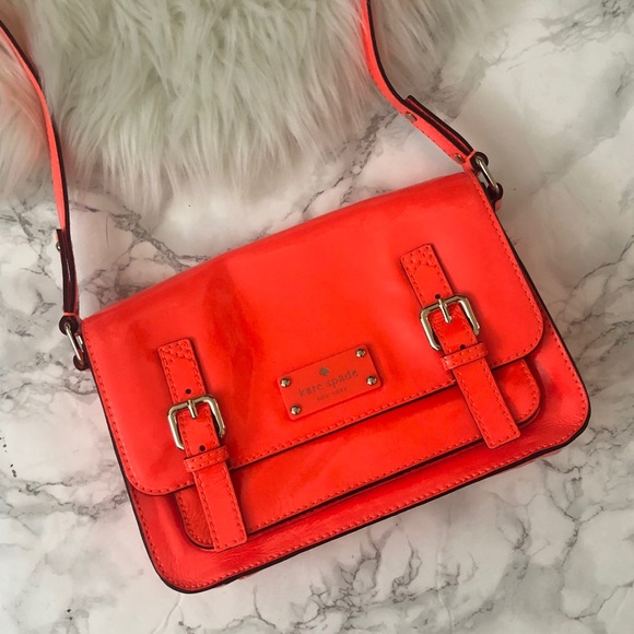 kate spade Handbags - Kate Spade Patent Leather Scout Flicker Crossbody